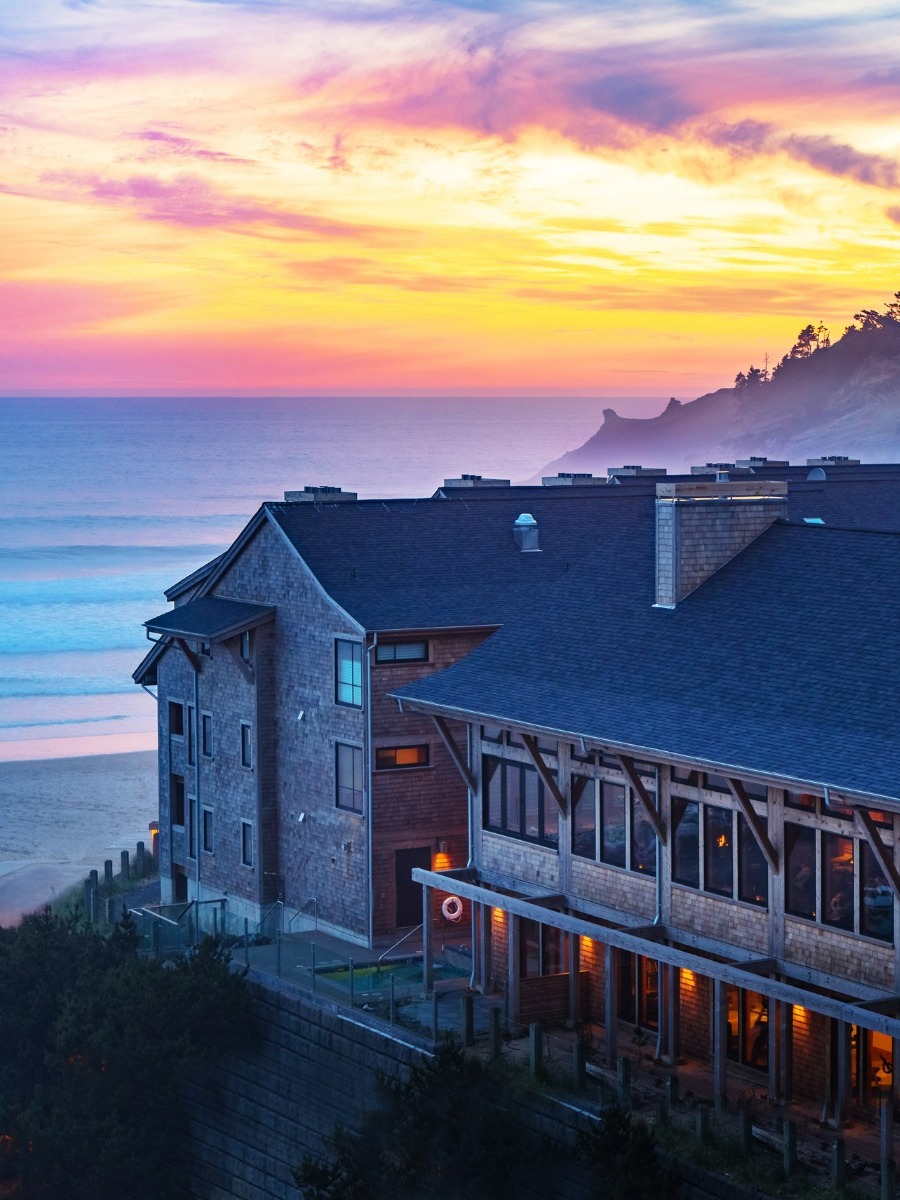 Headlands Lodge: A Coastal Haven for Your Intimate Wedding