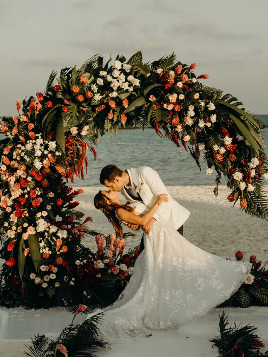 A multicultural jungle disco wedding weekend at Banyan Tree Mayakoba