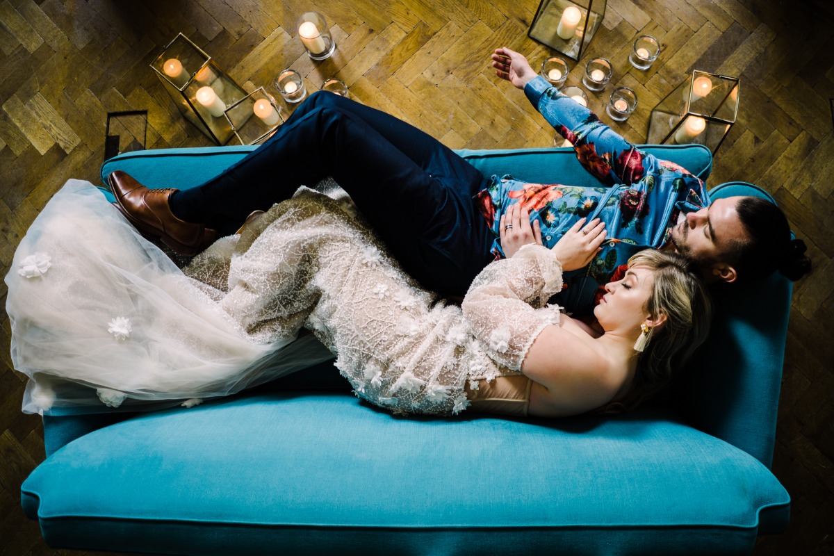 For There Never Was A Shoot Of More WOW Than This Based On Juliet And Her Romeo [90s Edition]