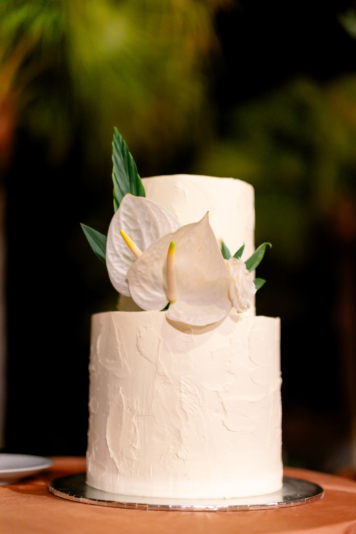 simple tropical wedding cake