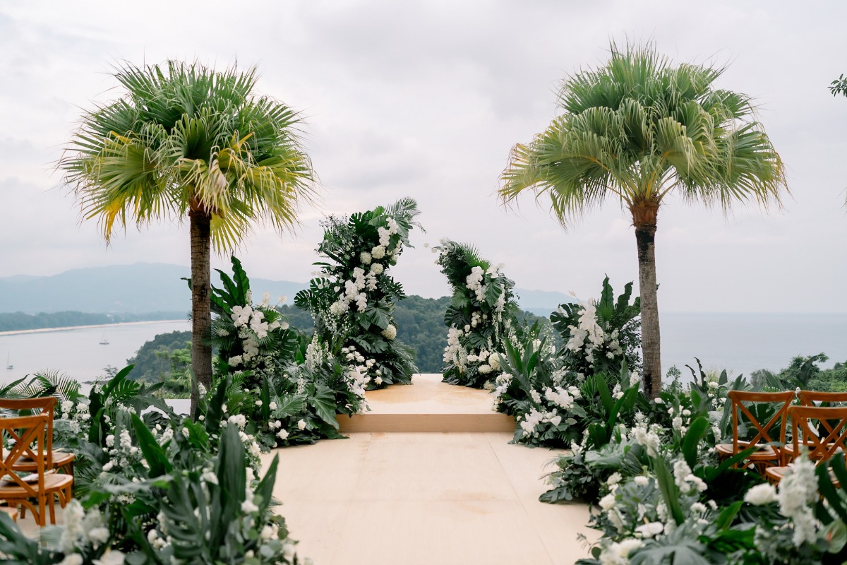 tropical white and green wedding florals