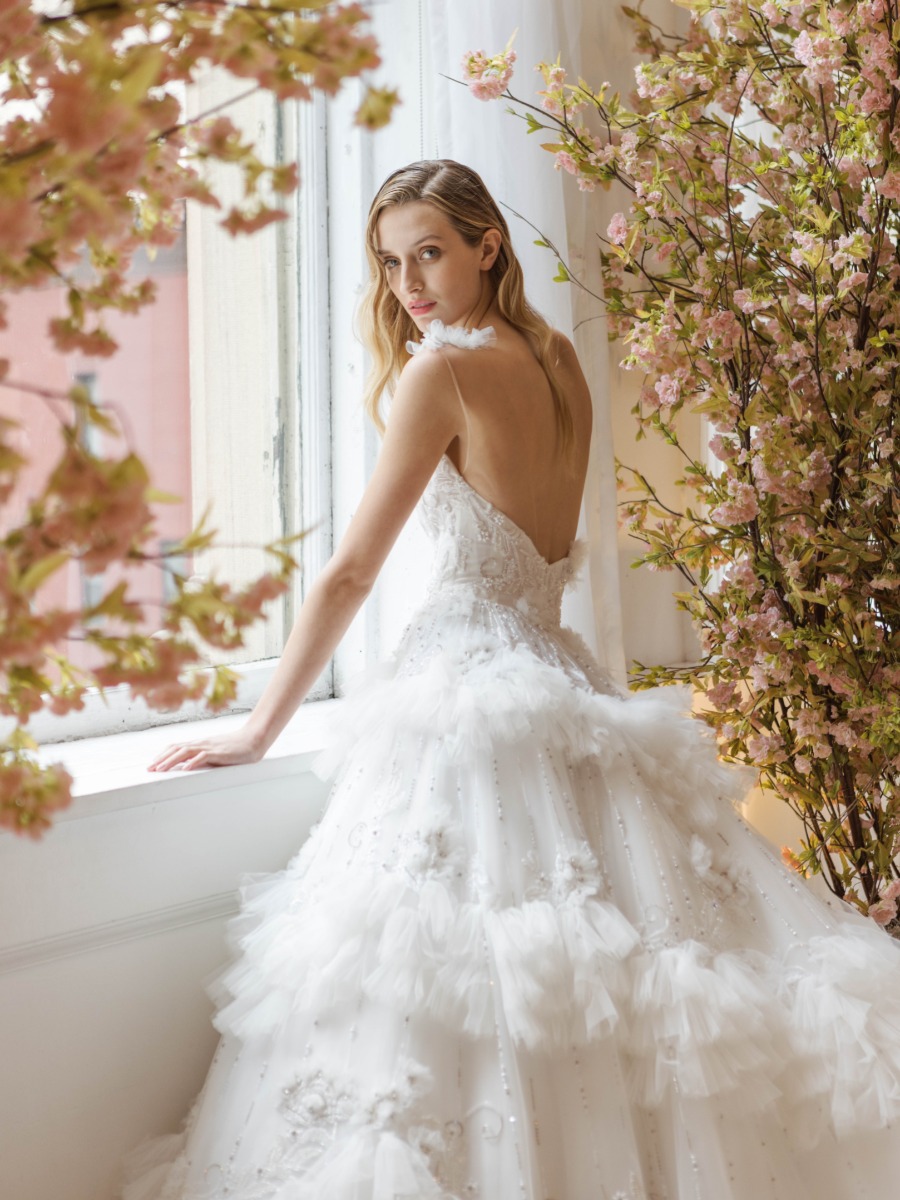 What is a wedding content creator and do you need one?